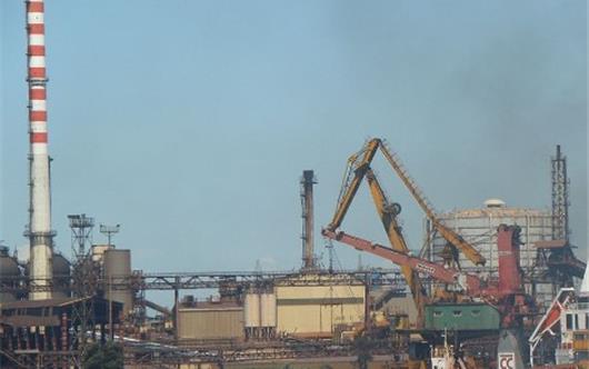 Rigassificatore di Piombino, oltre ogni ragionevole dubbio. Verso il collasso climatico, di Linda Maggiori - Pressenza.com
