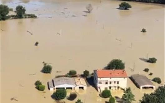 Guerra e crisi climatica. I governi sono fuori di testa, di Guido Viale - Pressenza.com