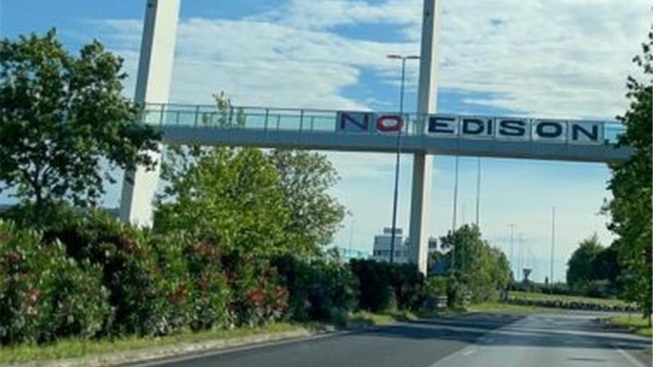 “Tanto lo sai che è una storia sbagliata”